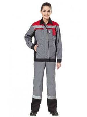 Костюм женский 